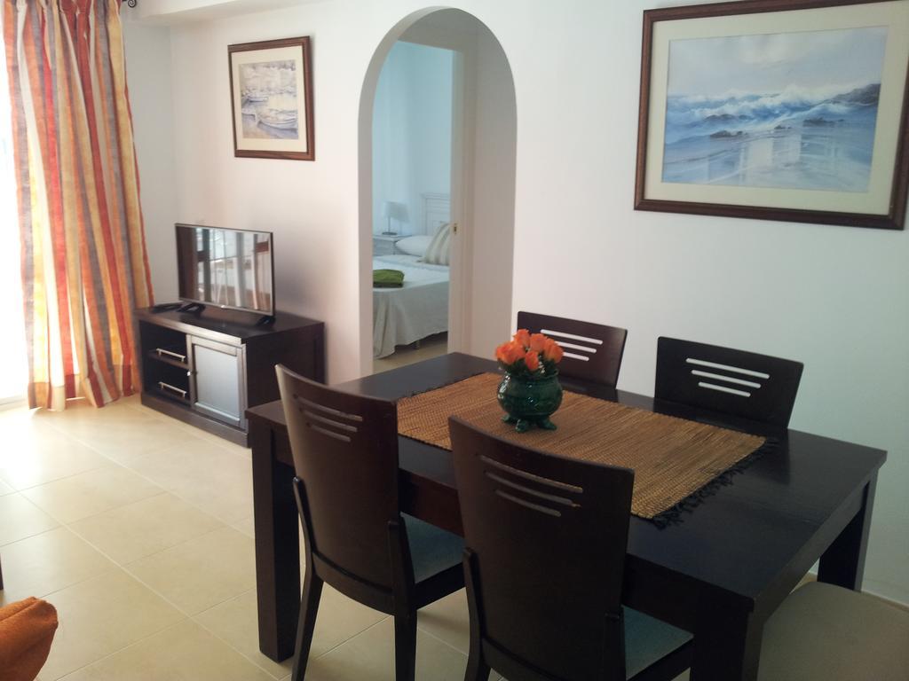 Frontbeach Apartment In Los Boliches 푸엔히롤라 외부 사진